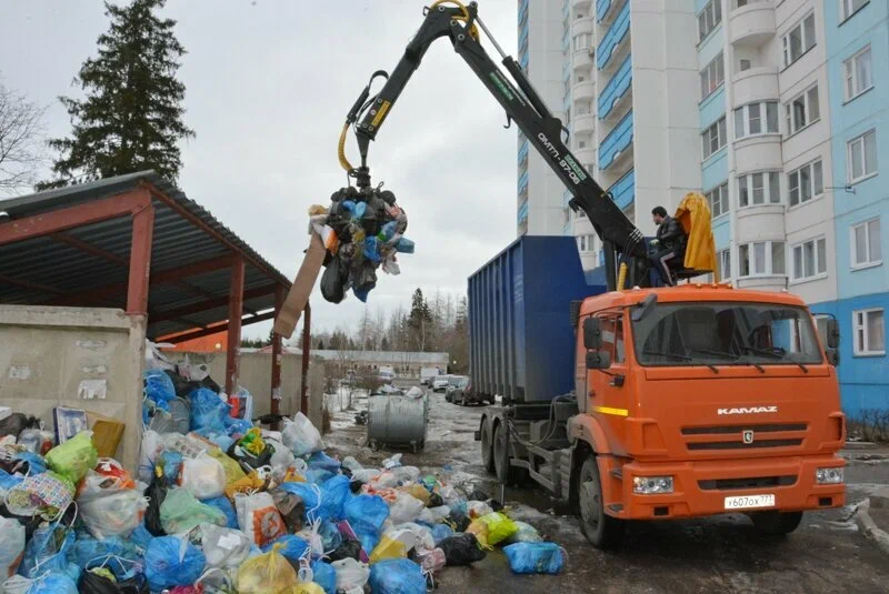 Вывоз бытового мусора в Павловском Посаде с погрузкой в октябре