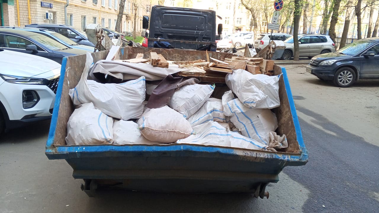 Вывоз мусора из магазина в Павловском Посаде в октябре