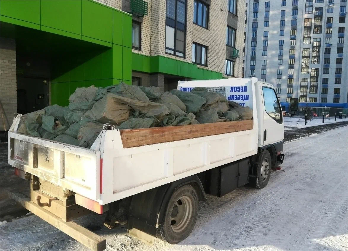 Вывоз мусора грузовым фургоном 3 тонны в Павловском Посаде — цена от 1372 руб., ПроМусор
